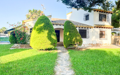 Revente - Villa -
Orihuela Costa - Punta Prima