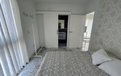 Resale - Villa -
Torrevieja - Los Balcones