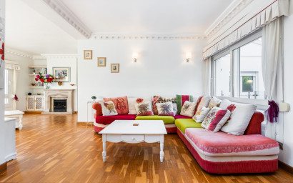 Resale - Villa -
Dehesa de Campoamor