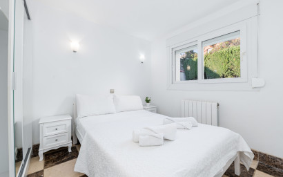 Resale - Villa -
Dehesa de Campoamor