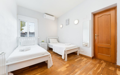 Resale - Villa -
Dehesa de Campoamor