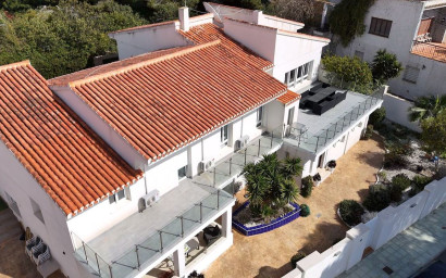 Resale - Villa -
Dehesa de Campoamor