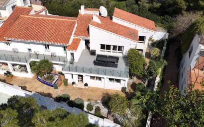 Resale - Villa -
Dehesa de Campoamor