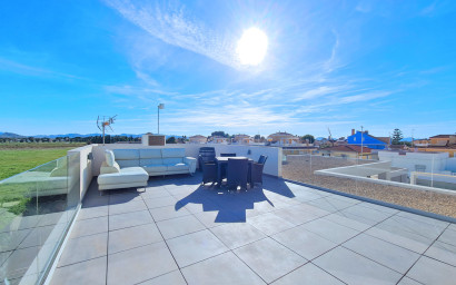 Herverkoop - Villa -
Los Alcazares