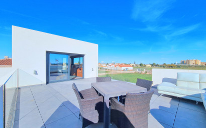 Herverkoop - Villa -
Los Alcazares