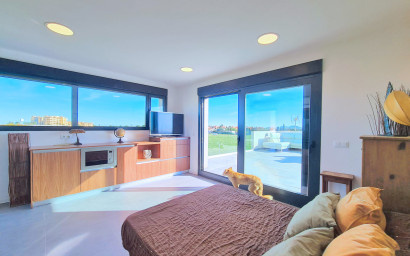 Herverkoop - Villa -
Los Alcazares