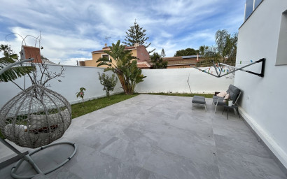 Resale - Villa -
Torrevieja - Los Balcones