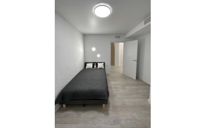 Herverkoop - Plat -
Torrevieja