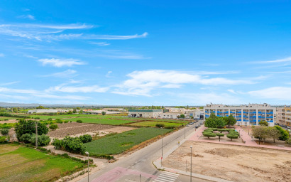 Resale - Apartment -
Almoradí