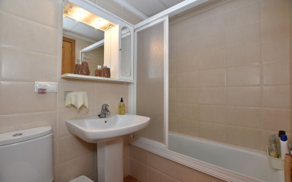 Resale - Apartment -
Algorfa