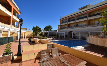 Resale - Apartment -
Algorfa