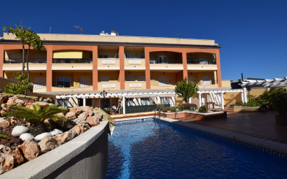 Resale - Apartment -
Algorfa