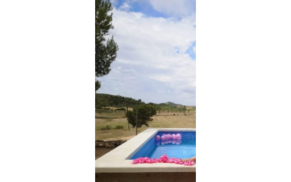 Herverkoop - Landhuis -
Caudete