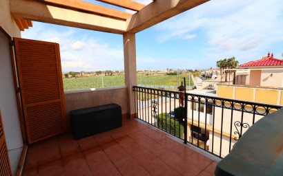 Resale - Townhouse -
Daya Vieja - Daya Vieja - Town