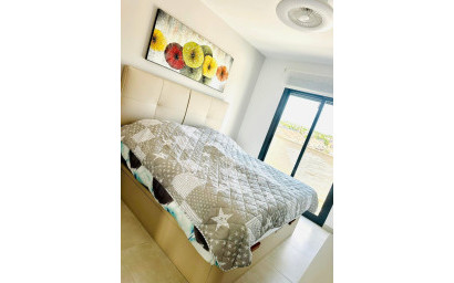 Resale - Apartment -
Guardamar del Segura - El Raso