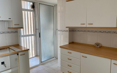 Resale - Apartment -
Benidorm - 1ª Linea De Playa