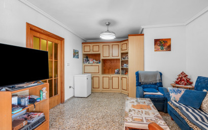 Resale - Apartment -
Arenales del Sol - Segunda linea playa
