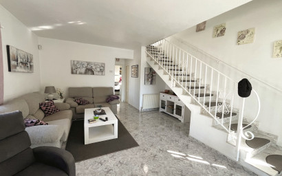 Resale - Villa -
Benijofar - Monte Azul