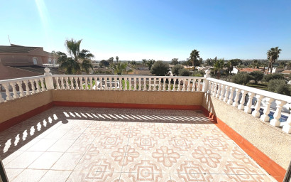 Resale - Villa -
Benijofar - Monte Azul