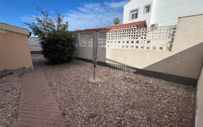 Resale - Villa -
Benijofar - Monte Azul