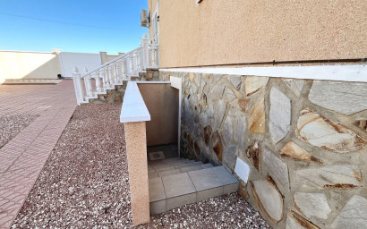 Resale - Villa -
Benijofar - Monte Azul