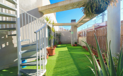 Resale - Apartment -
Alicante - Carolinas Altas