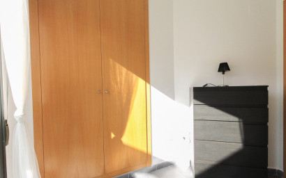 Resale - Apartment -
Alicante - Carolinas Altas