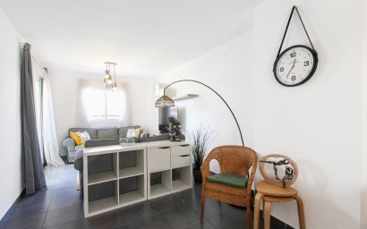 Resale - Apartment -
Alicante - Carolinas Altas