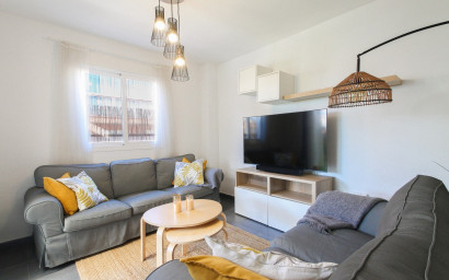 Resale - Apartment -
Alicante - Carolinas Altas