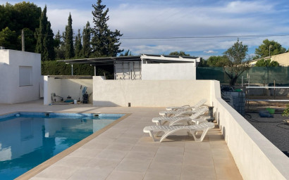 Resale - Finca - Country Property -
Crevillente