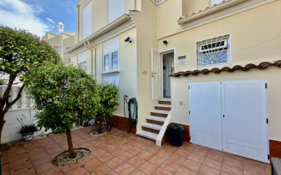 Resale - Villa -
Ciudad Quesada - Doña Pepa