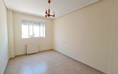 Revente - Maison mitoyenne -
Hondón de los Fráiles