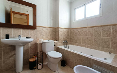 Revente - Maison mitoyenne -
Hondón de los Fráiles