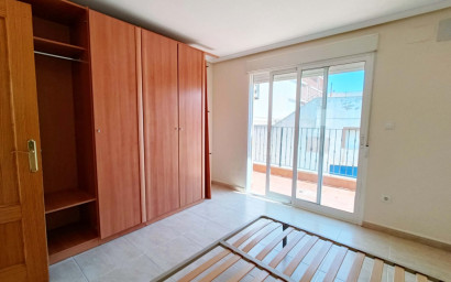 Revente - Maison mitoyenne -
Hondón de los Fráiles