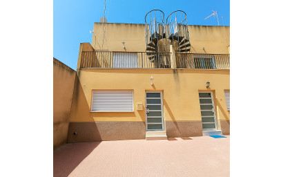 Revente - Maison mitoyenne -
Hondón de los Fráiles