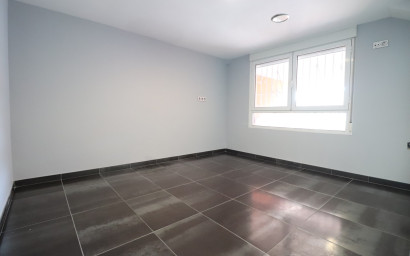 Resale - Commercial -
Formentera del Segura - Formentera - Village