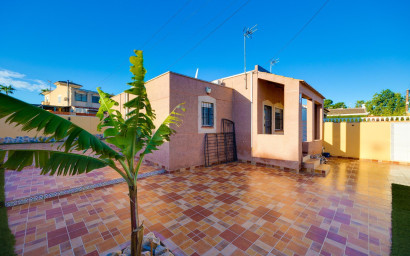 Resale - Townhouse -
Torrevieja - Los Balcones - Los Altos del Edén