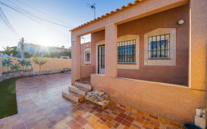 Resale - Townhouse -
Torrevieja - Los Balcones - Los Altos del Edén