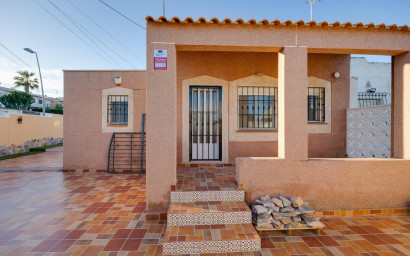 Resale - Townhouse -
Torrevieja - Los Balcones - Los Altos del Edén