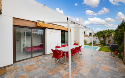 Resale - Townhouse -
Orihuela Costa - Lomas de Cabo Roig