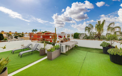 Resale - Townhouse -
Orihuela Costa - Lomas de Cabo Roig