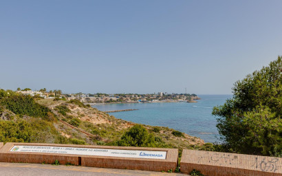 Resale - Townhouse -
Orihuela Costa - Lomas de Cabo Roig