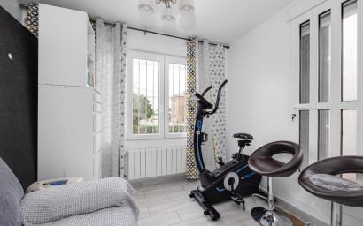 Herverkoop - Herenhuis -
Torrevieja