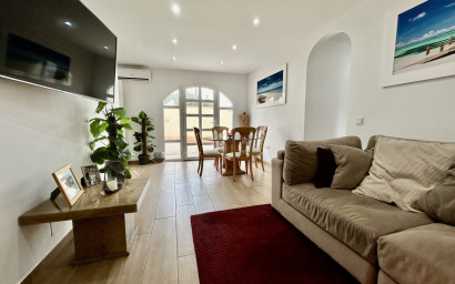 Resale - Villa -
Cabo Roig