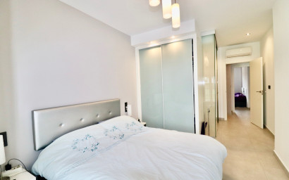 Resale - Apartment -
Guardamar del Segura - Guardamar - El Raso