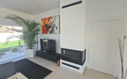 Resale - Villa -
La Marina