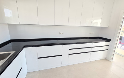 Resale - Villa -
La Marina