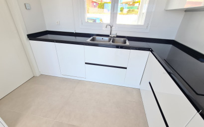 Resale - Villa -
La Marina