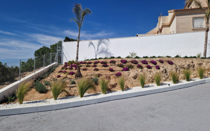 Resale - Villa -
La Marina