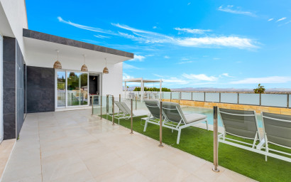 Resale - Villa -
Algorfa - Lomas De La Juliana